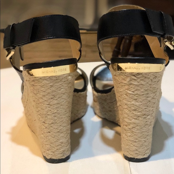COPY - NWT Micheal Kors “Posey Espadrille wedge Sandal” - Picture 3 of 8